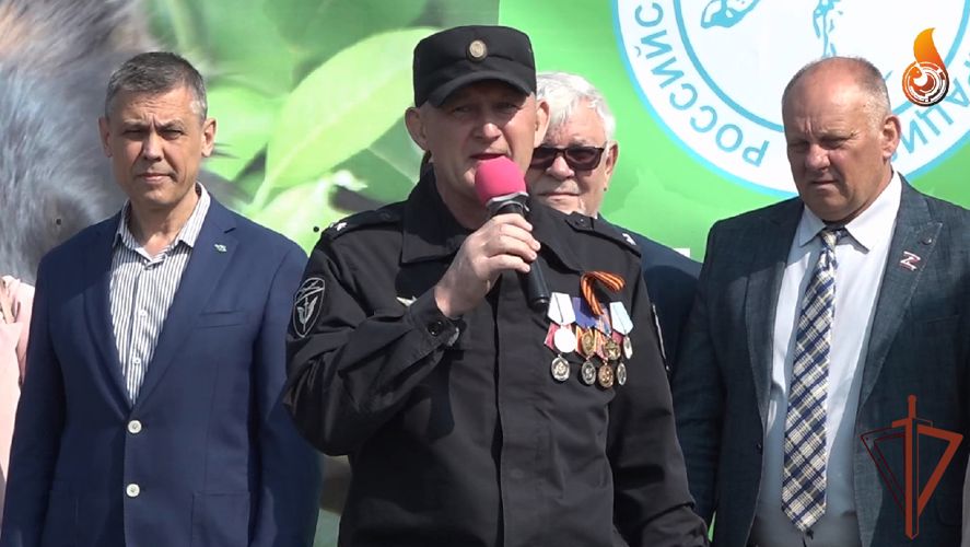 Росгвардейцы приняли участие в патриотическом  флешмобе на Среднем Урале (видео)