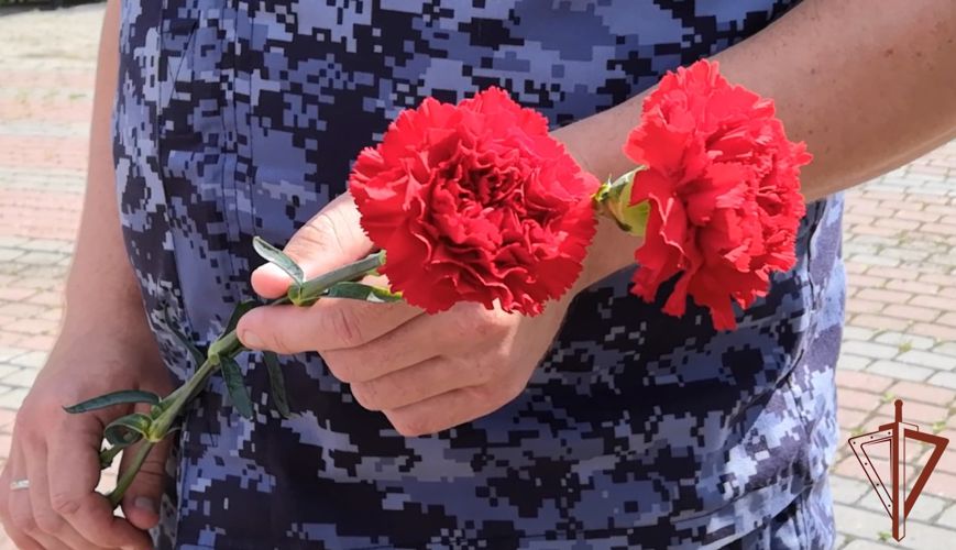 Память героев Великой Отечественной войны почтили росгвардейцы в Тюменской области