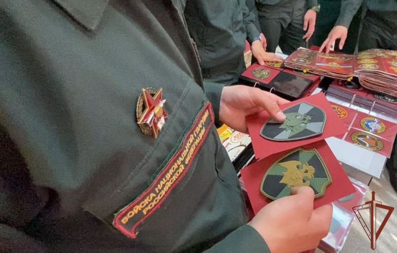 Ветеран Росгвардии собрал уникальную коллекцию нарукавных знаков