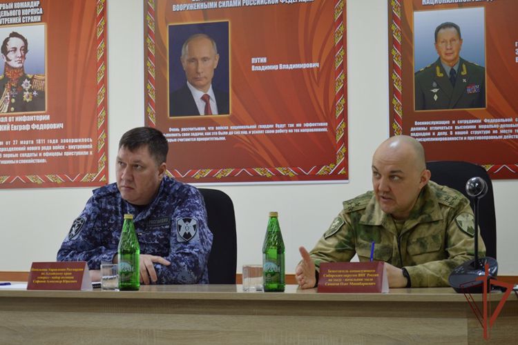 Замкомандующего Сибирским округом Росгвардии проверил уровень тылового обеспечения подразделений в Алтайском крае