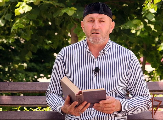 В Грозном росгвардейцы приняли участие в акции ко Дню рождения Александра Пушкина (видео)