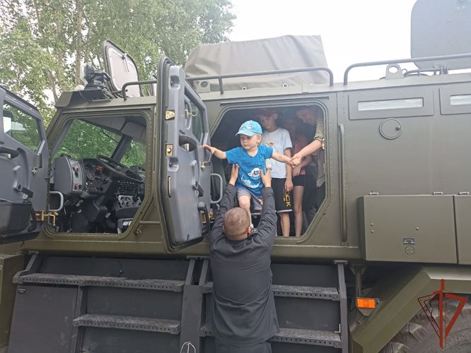 Посвящённые Международному дню защиты детей мероприятия проводит Росгвардия на Урале  
