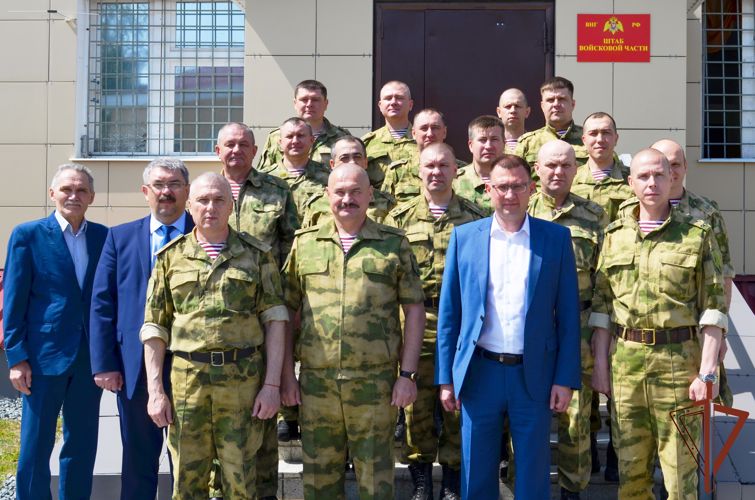 Врио командующего Уральским округом Росгвардии провел рабочую встречу с главой ЗАТО Лесной в Свердловской области
