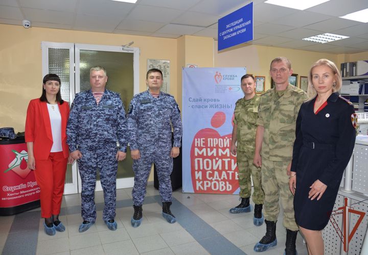 Всероссийскую ведомственную акцию «От сердца к сердцу» поддержали росгвардейцы на Урале
