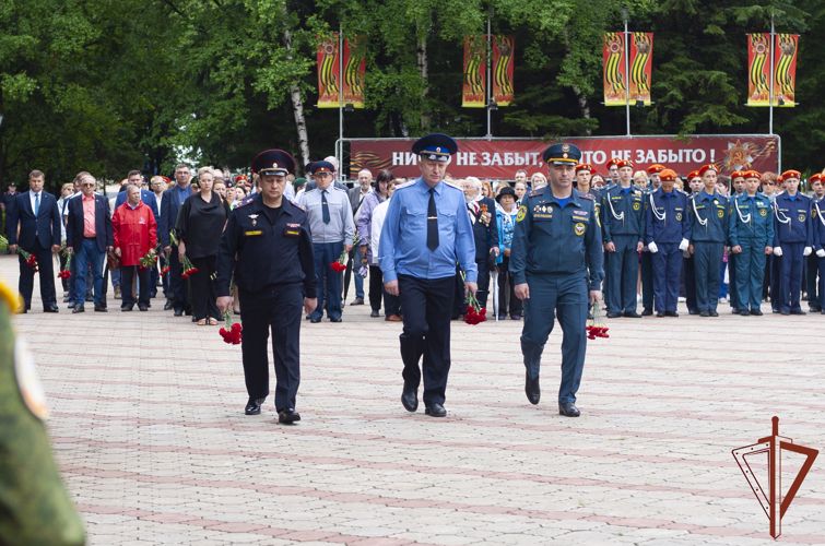 В День памяти и скорби в Восточном округе Росгвардии прошли памятные мероприятия