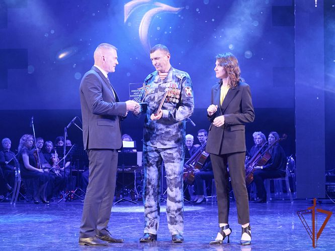 Командир новокузнецкого ОМОН Росгвардии удостоен премии «Человек Года»  (видео)