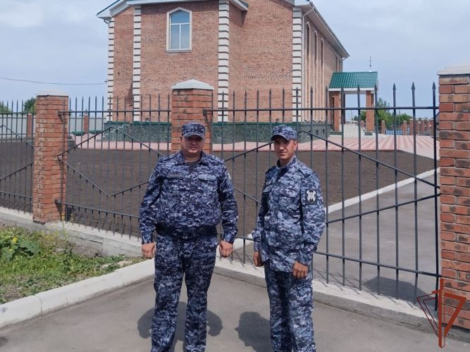  В Сибири Росгвардия обеспечила охрану правопорядка во время празднования Курбан-Байрам 