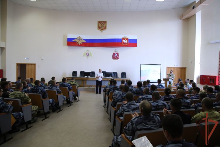 В Уральском округе стартовали мероприятия, посвященные Дню России