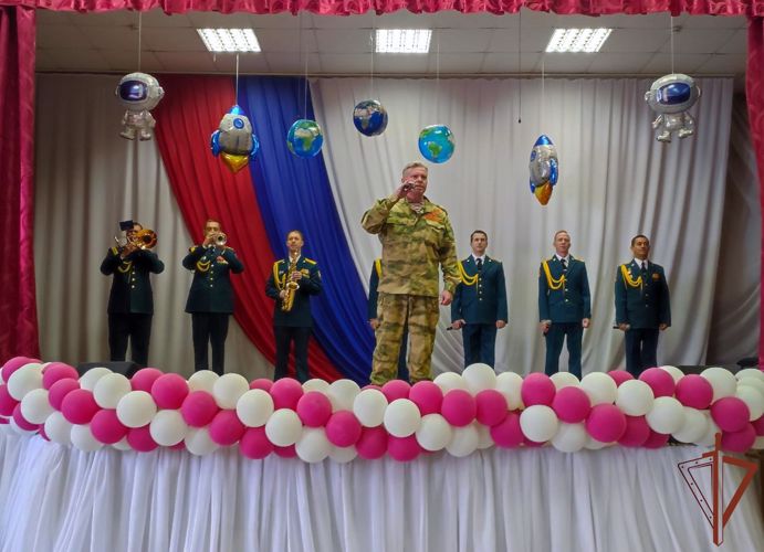 Один день «Каникул с Росгвардией» провели военнослужащие для детей и молодежи на Урале