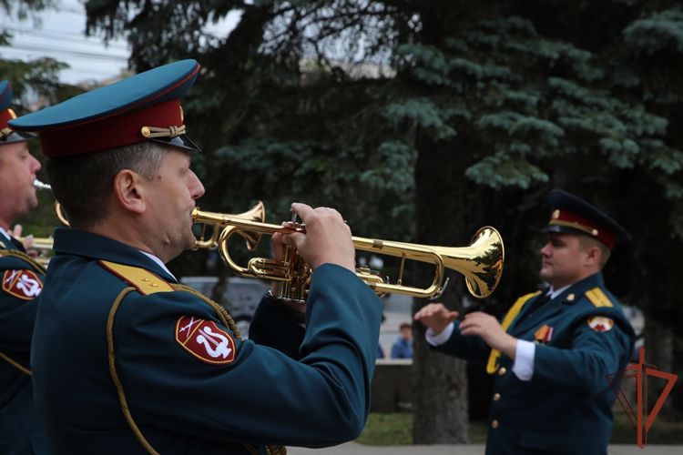 В День памяти и скорби росгвардейцы на Урале почтили павших героев ВОВ