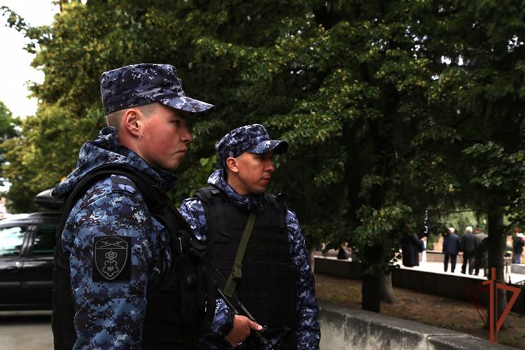 Росгвардия обеспечила на Урале безопасность праздничных мероприятий, посвященных Дню молодежи