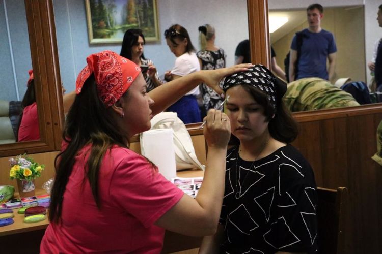 Росгвардейцы устроили в Озерске праздник для детей участников СВО