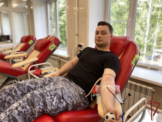В Сыктывкаре росгвардейцы пополнили банк донорской крови