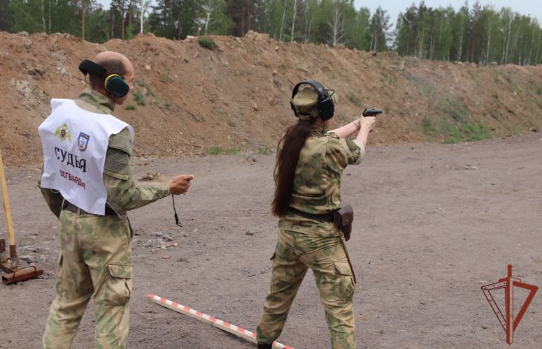 Чемпионат по стрельбе завершился в Уральском округе Росгвардии