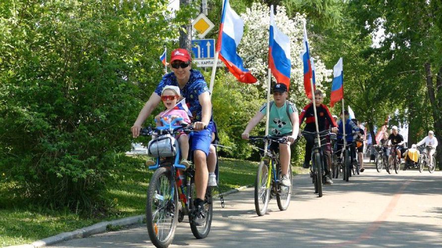 В День России по всей стране проходят мероприятия с участием военнослужащих и сотрудников Росгвардии 