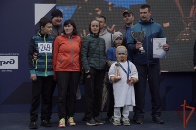 Команда Центрального округа Росгвардии стала победителем в семейном спортивном празднике «Динамо» в Москве