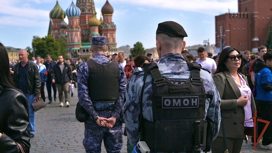  Безопасность празднования Дня России в Москве обеспечила Росгвардия