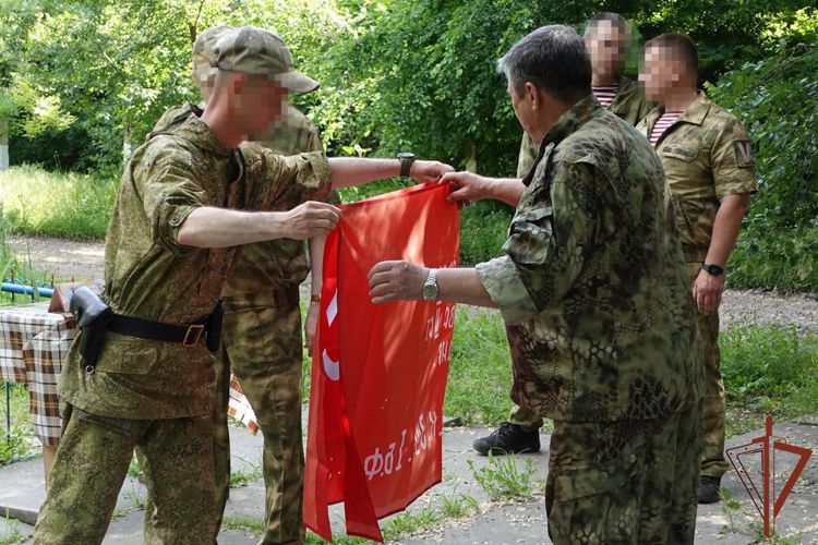 Генерал-полковник в отставке Анатолий Шкирко встретился с военнослужащими Росгвардии в зоне СВО
