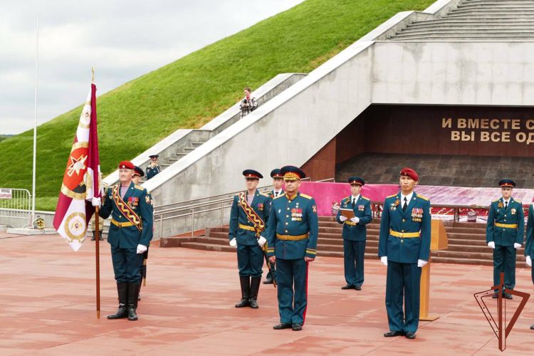Отряду специального назначения Росгвардии «Кузбасс» вручено Боевое знамя