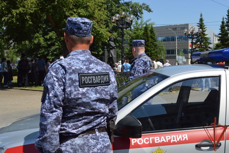 В Сибири росгвардейцы приняли участие в мероприятиях, посвященных пушкинскому дню (видео)