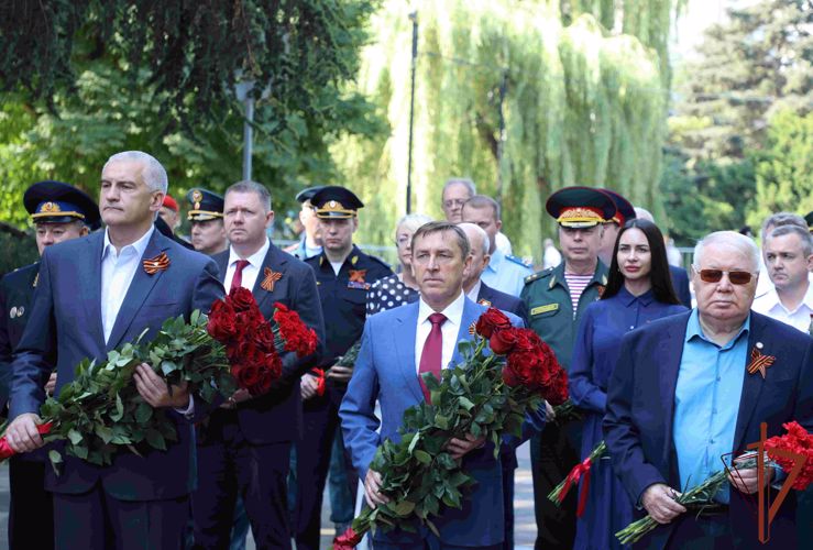 Военнослужащие и сотрудники Южного округа войск национальной гвардии присоединились к Всероссийской акции «Свеча памяти»