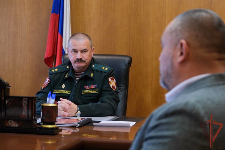 Врио командующего Уральским округом Росгвардии провел личный прием граждан