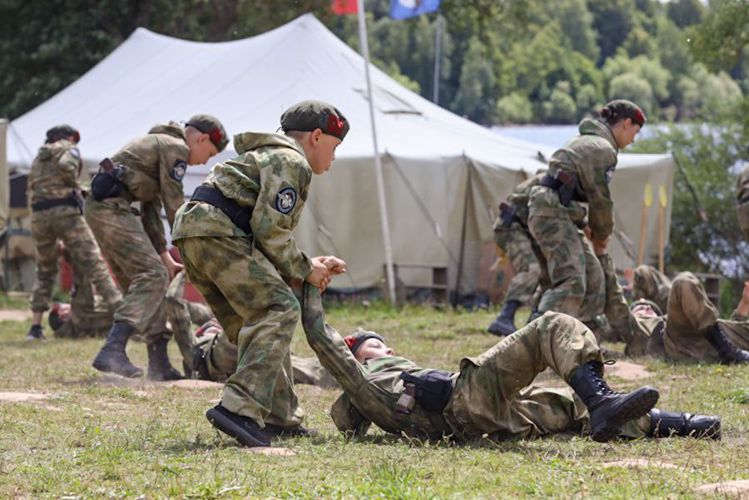При содействии Росгвардии состоялся военно-патриотический форум «Гвардейская смена»
