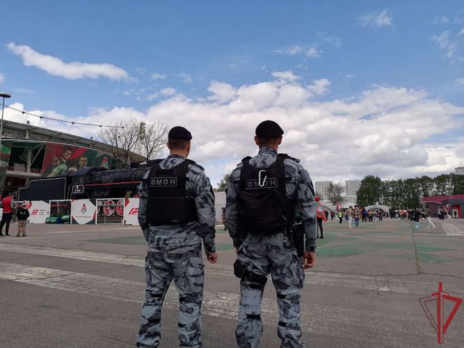 Росгвардейцы обеспечили безопасность на футбольном матче «Локомотив» - «Рубин» в Москве