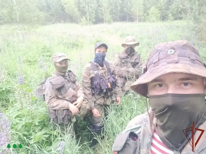 Потерявшуюся в лесу пенсионерку в Нижегородской области нашли воспитанники подшефного Росгвардии учебного центра «Ратник»