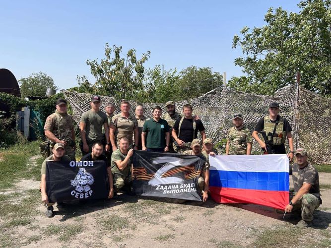 Губернатор Ямала встретился с росгвардейцами-участниками спецоперации