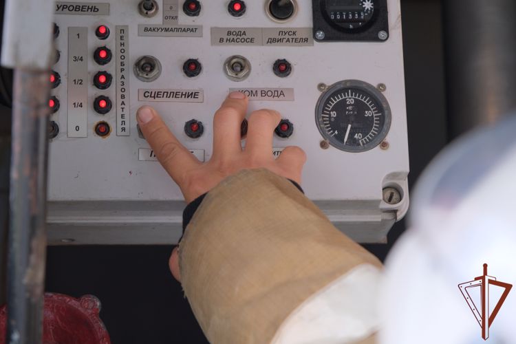 В Уральском округе Росгвардии состоялись пожарно-тактические занятия