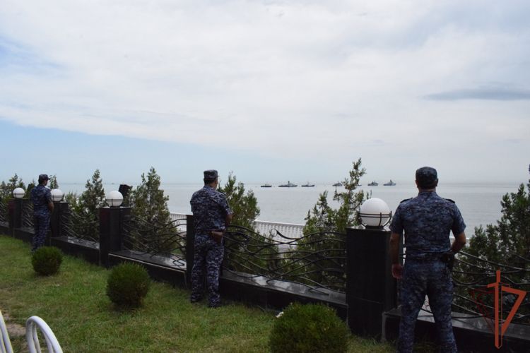   На военно-морском параде в Республике Дагестан Росгвардия обеспечила охрану общественного порядка  