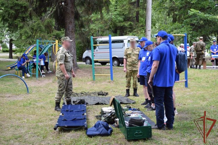 Росгвардия провела мастер-класс на первом слете молодежи «Энергия русского духа» в Нижегородской области