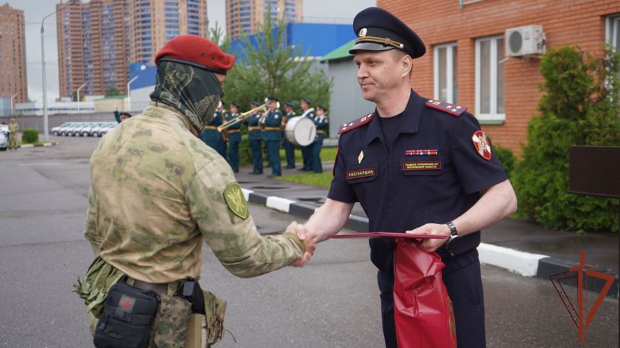 Сотрудники спецподразделений Росгвардии из Подмосковья вернулись из очередной командировки на Северный Кавказ