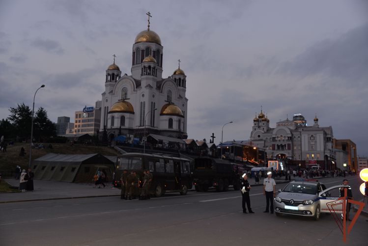 Росгвардия обеспечила безопасность международного православного фестиваля «Царские дни» в Екатеринбурге