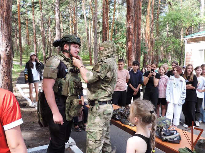 Росгвардейцы из Сибири принимают участие в ведомственных благотворительных и патриотических акциях