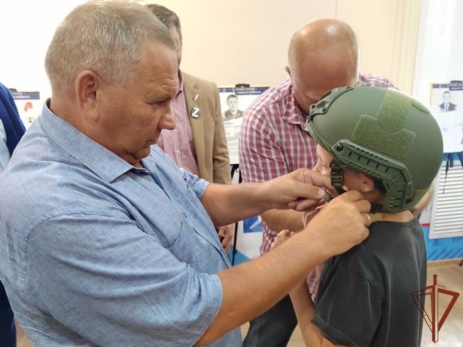 Кузбассовцы передали очередную гуманитарную помощь росгвардейцам в зону СВО