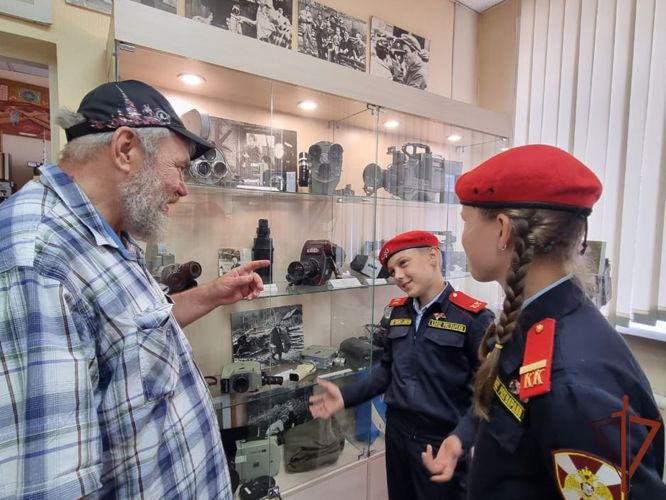 Росгвардейцы организовали активный отдых для подшефных школьников из регионов Сибири
