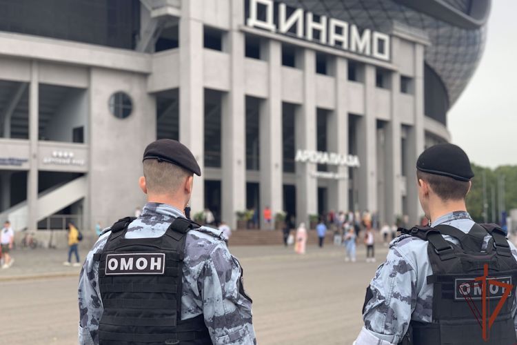 Росгвардия обеспечила правопорядок на  матче Российской премьер-лиги в Москве