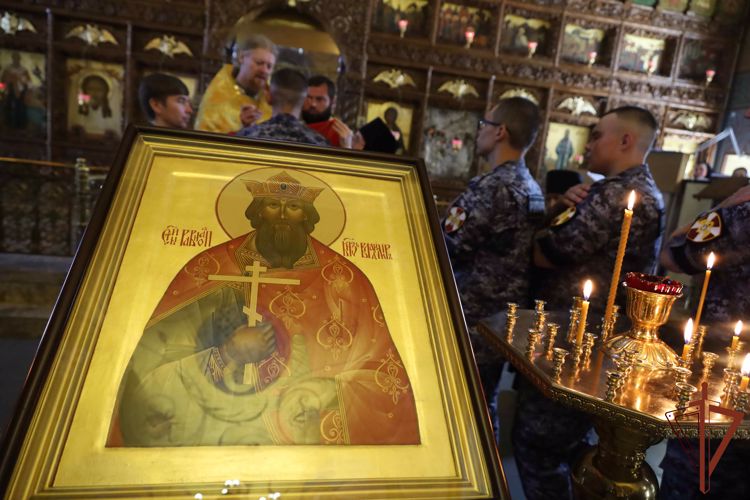 В Приволжском округе Росгвардии прошли мероприятия, посвященные Дню памяти Святого князя Владимира