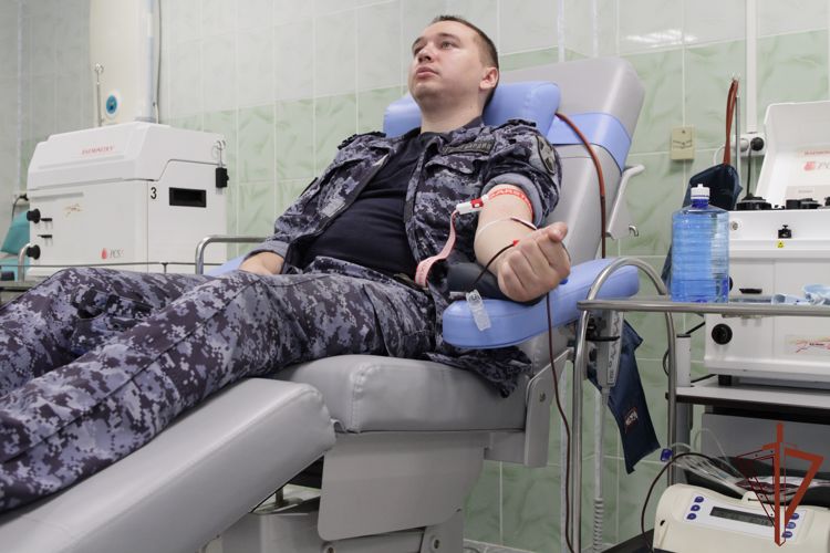 Донорская акция «От сердца к сердцу»  стартовала в столичном главке Росгвардии  