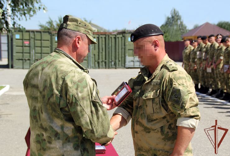 В ОГВ(с) поздравили сотрудников ОМОН «Авангард» с завершением служебной командировки на Северном Кавказе