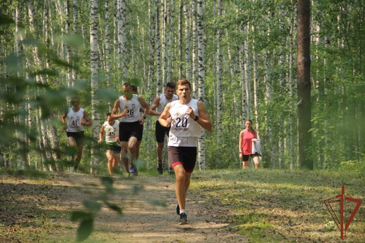 Сильнейшие легкоатлеты Росгвардии вышли на старт чемпионата войск в Екатеринбурге (видео)