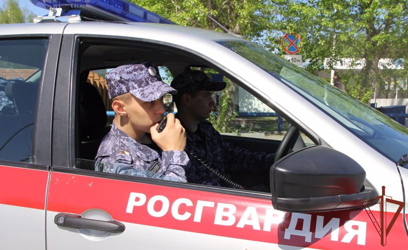 Патруль Росгвардии вернул домой ушедшего из дома ребенка в Пензенской области