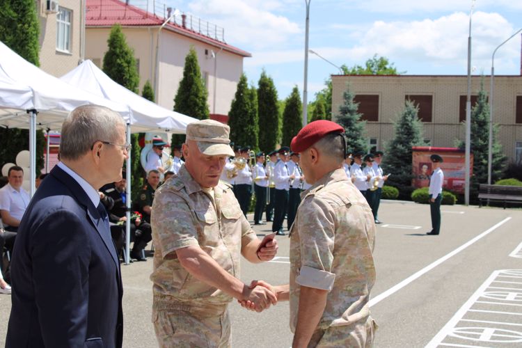 Памятник военнослужащим и сотрудникам Росгвардии  открыт в Пятигорске