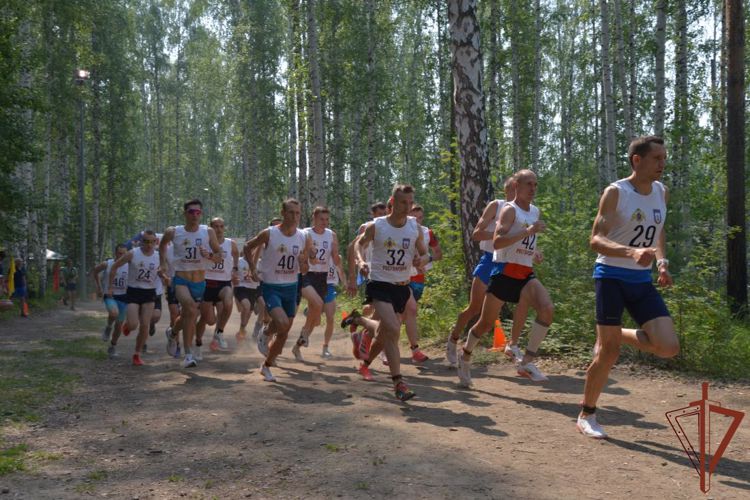 Сильнейшие легкоатлеты Росгвардии вышли на старт чемпионата войск в Екатеринбурге (видео)