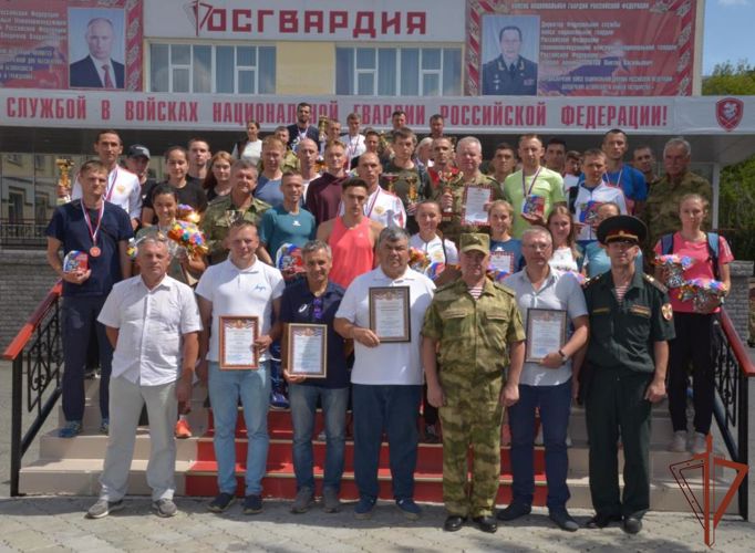 Чемпионаты Росгвардии по служебному биатлону и легкоатлетическому кроссу завершились в Екатеринбурге