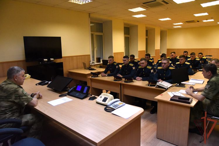 Выпускники военных ВУЗов прибывают в Сибирский округ Росгвардии для дальнейшего прохождения службы
