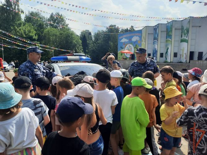 В Центральной России продолжаются мероприятия ведомственной акции «Каникулы с Росгвардией»