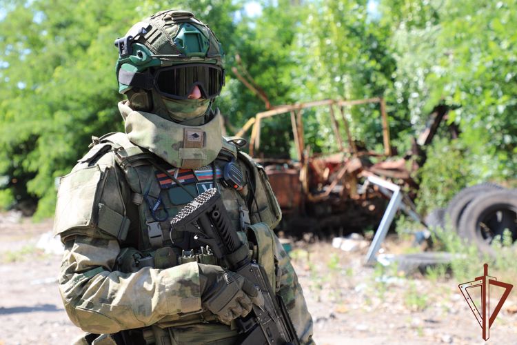 Росгвардия обнаружила крупные тайники с оружием ВСУ в ДНР 